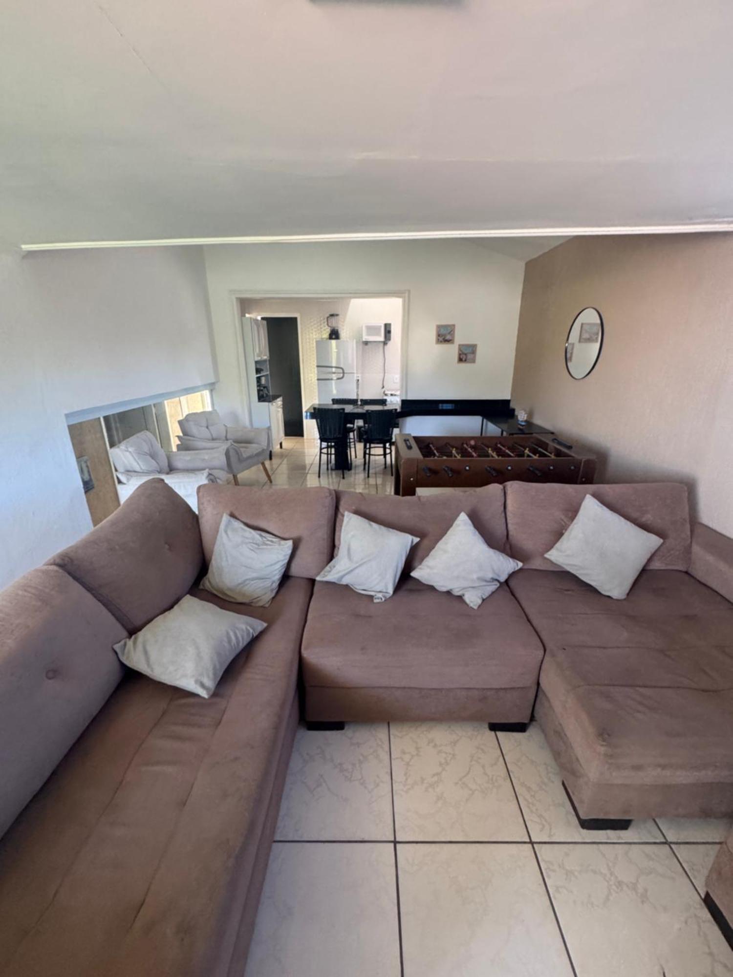 Completo Em Cabo Frio,area Central, 2 Quartos, Cozinha Equipada, Wi-fi, Ate 8 Pessoas * Cabo Frio